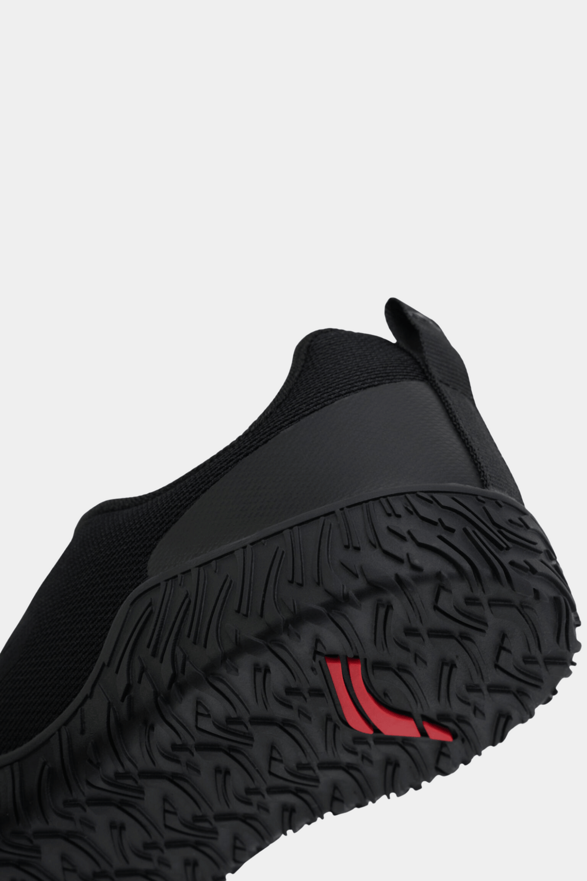 AvancusV3MidnightBlackHeel_180 AvancusV3MidnightBlackHeel_180