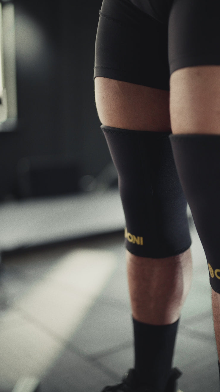 Powerlifting Extra Stiff Knee Sleeves - ONI PRO